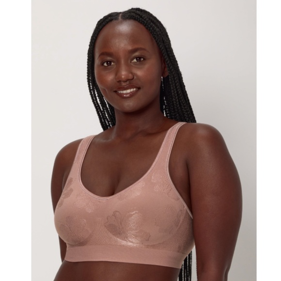 Bali Comfort Revolution Smart Sizes Wirefree Bra - Picture 1 of 2
